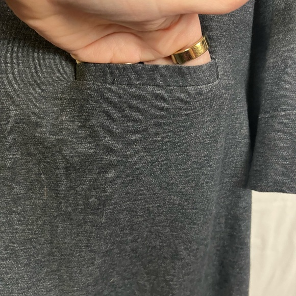 Arc'teryx Women's Cela Dress Heather Dark Gray T-Shirt- Size Small - Picture 6 of 8